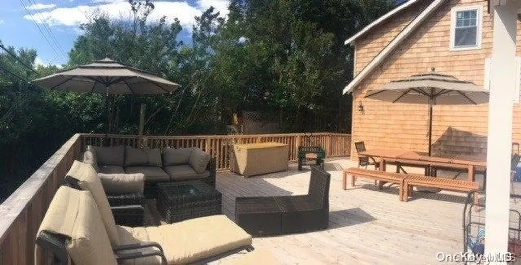 368 Surf Road Ocean Beach NY 11770