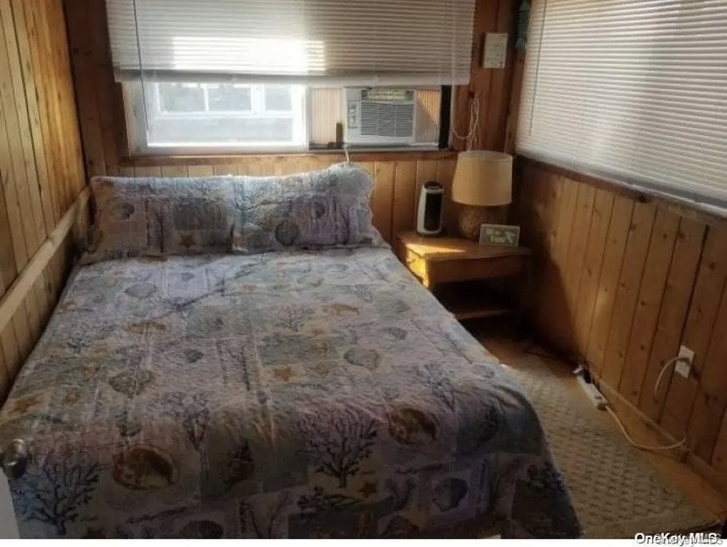 921 Evergreen Walk Ocean Beach NY 11770