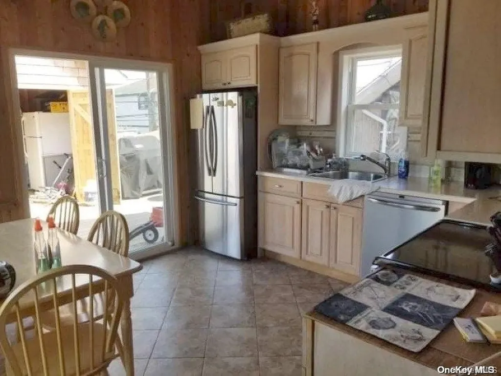 921 Evergreen Walk Ocean Beach NY 11770
