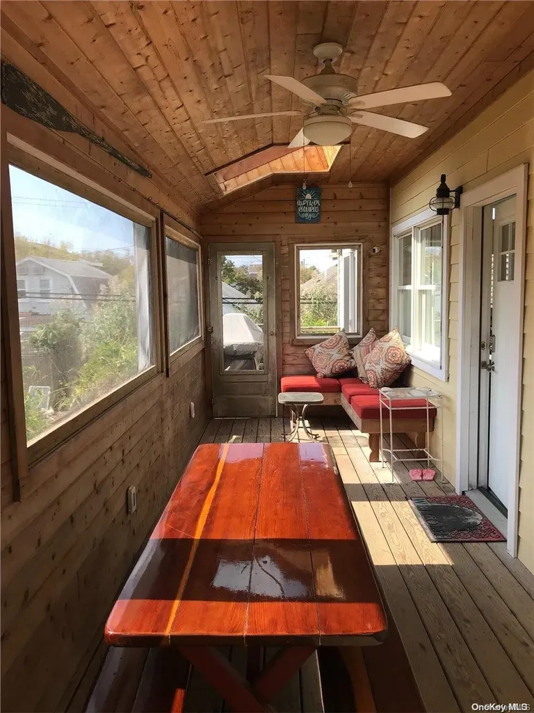 342 Dehnhoff Walk Ocean Beach NY 11770
