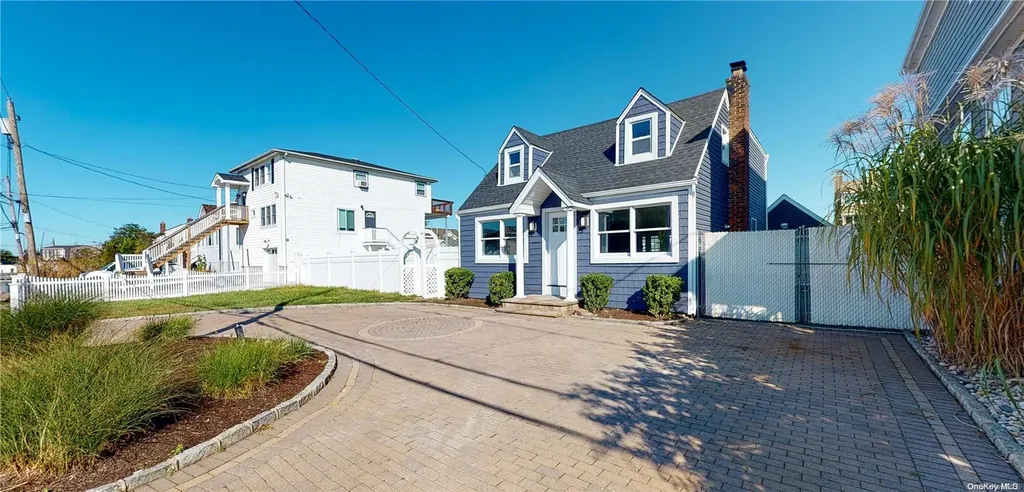 29 Mitchell Avenue Babylon NY 11702