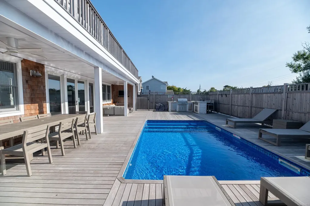 335 Surf Road Ocean Beach NY 11770