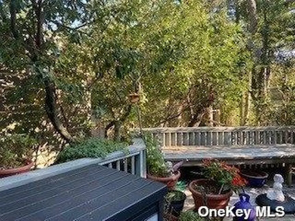 270 Cottage Walk Ocean Beach NY 11770