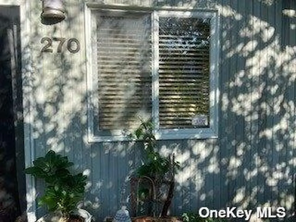 270 Cottage Walk Ocean Beach NY 11770