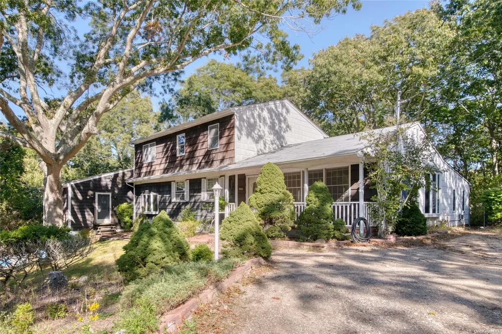 43 Ridge Road Sag Harbor NY 11963
