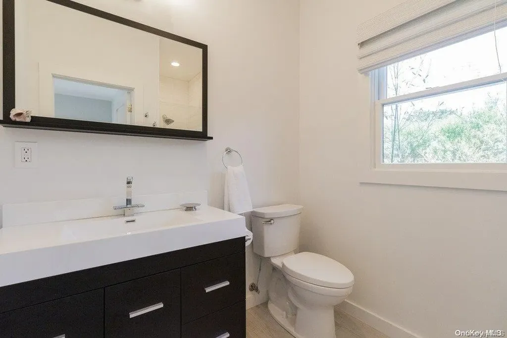 109 Bungalow Walk Ocean Beach NY 11770