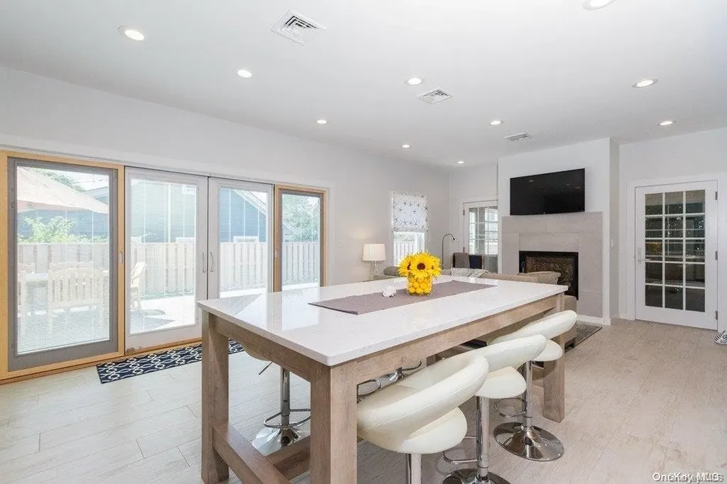 109 Bungalow Walk Ocean Beach NY 11770
