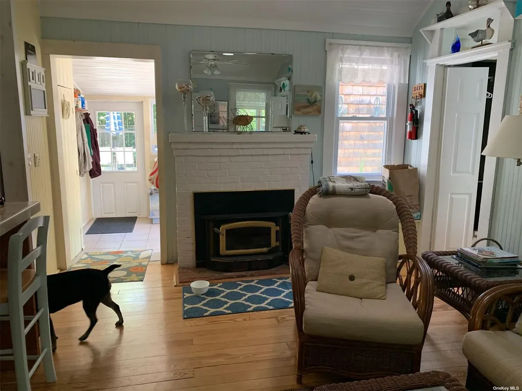 120 Bungalow Walk Ocean Beach NY 11770