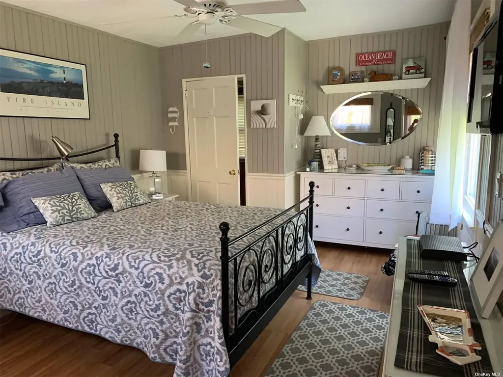 120 Bungalow Walk Ocean Beach NY 11770