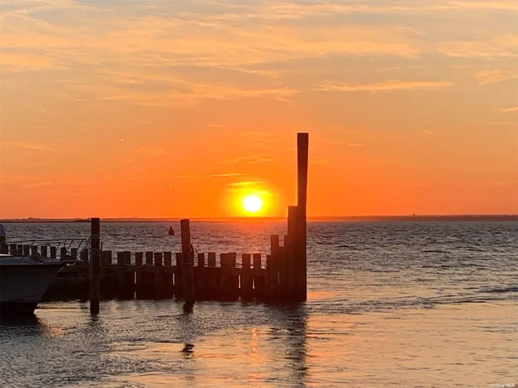 120 Bungalow Walk Ocean Beach NY 11770