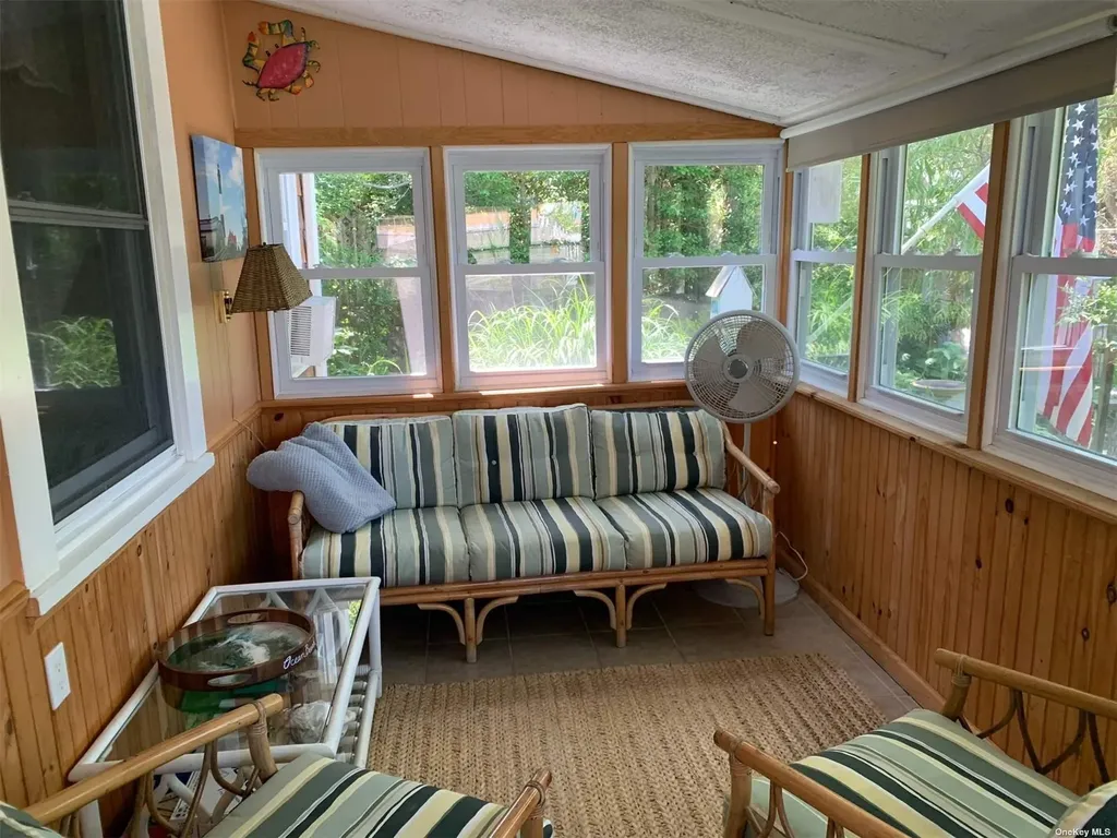 120 Bungalow Walk Ocean Beach NY 11770