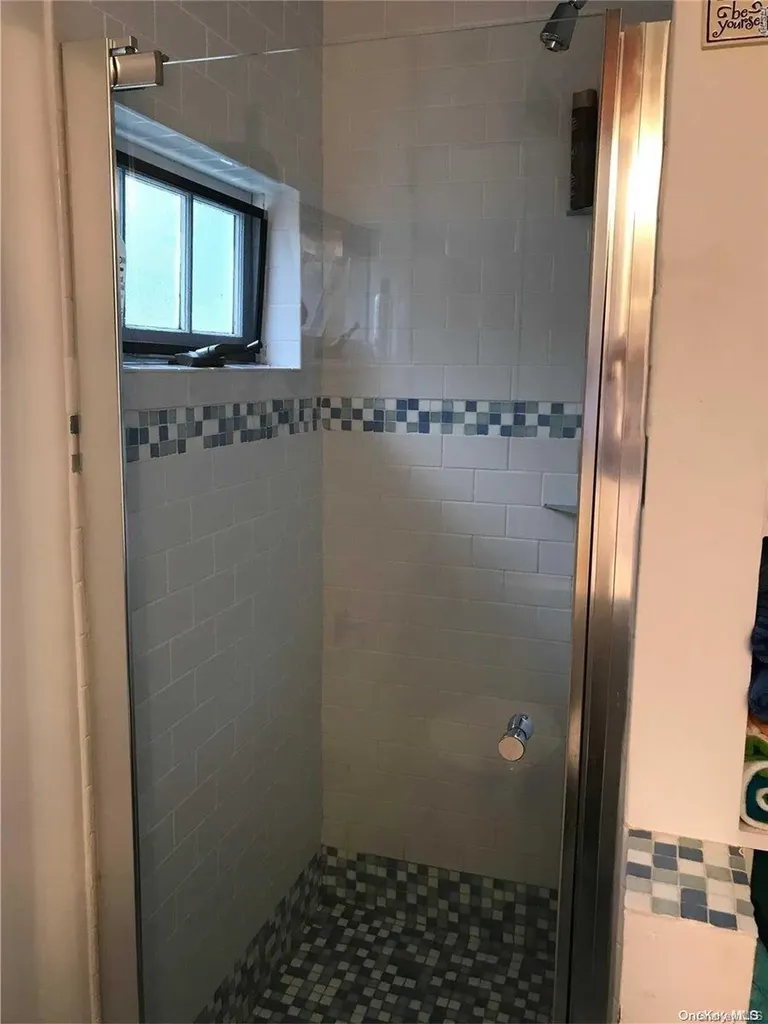 515 Bayberry Walk Ocean Beach NY 11770