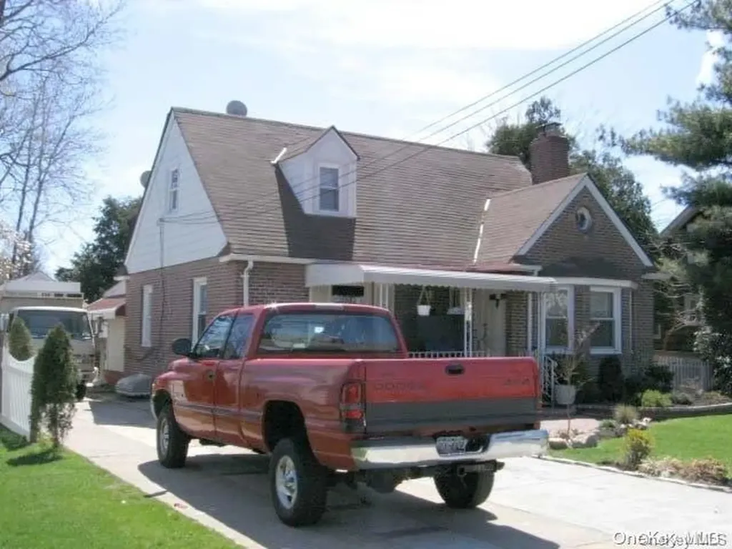 188 Cedar Street Hempstead NY 11550