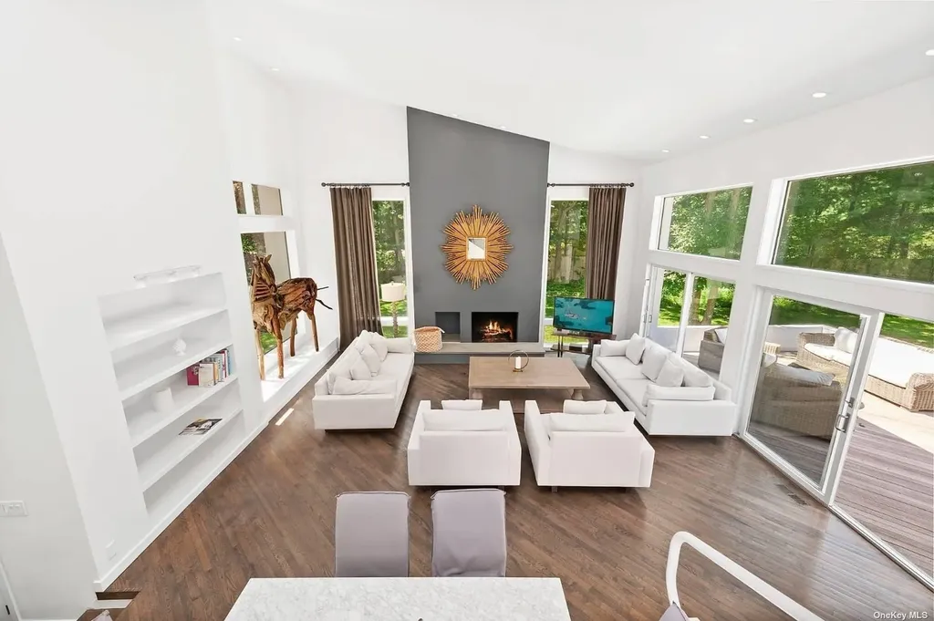 14 Elishas Path Wainscott NY 11975