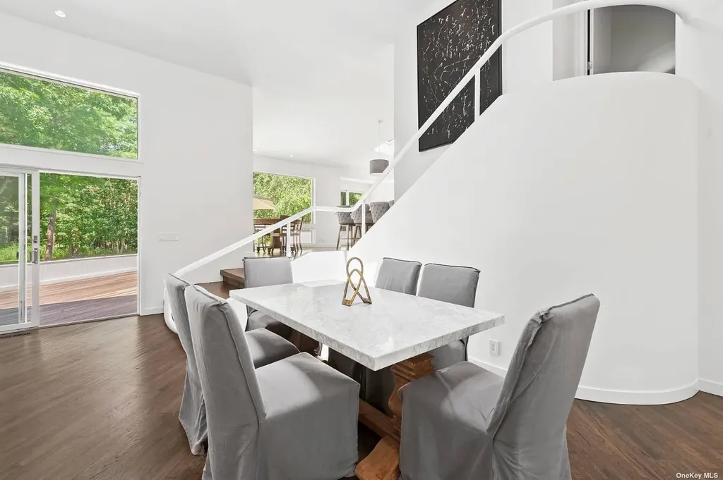 14 Elishas Path Wainscott NY 11975