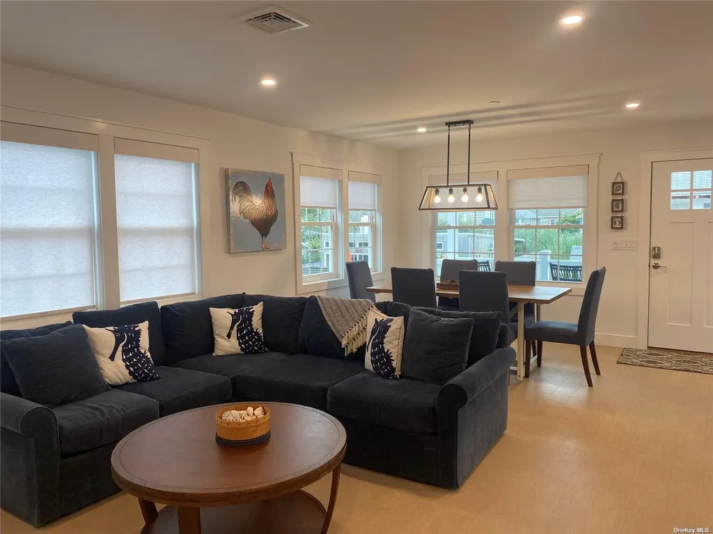 448 Dehnhoff Walk Ocean Beach NY 11770