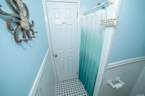 917 E End Walk Atlantique NY 11706