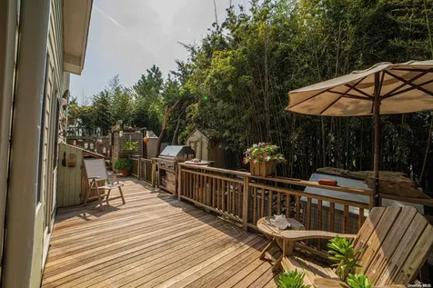 917 E End Walk Atlantique NY 11706