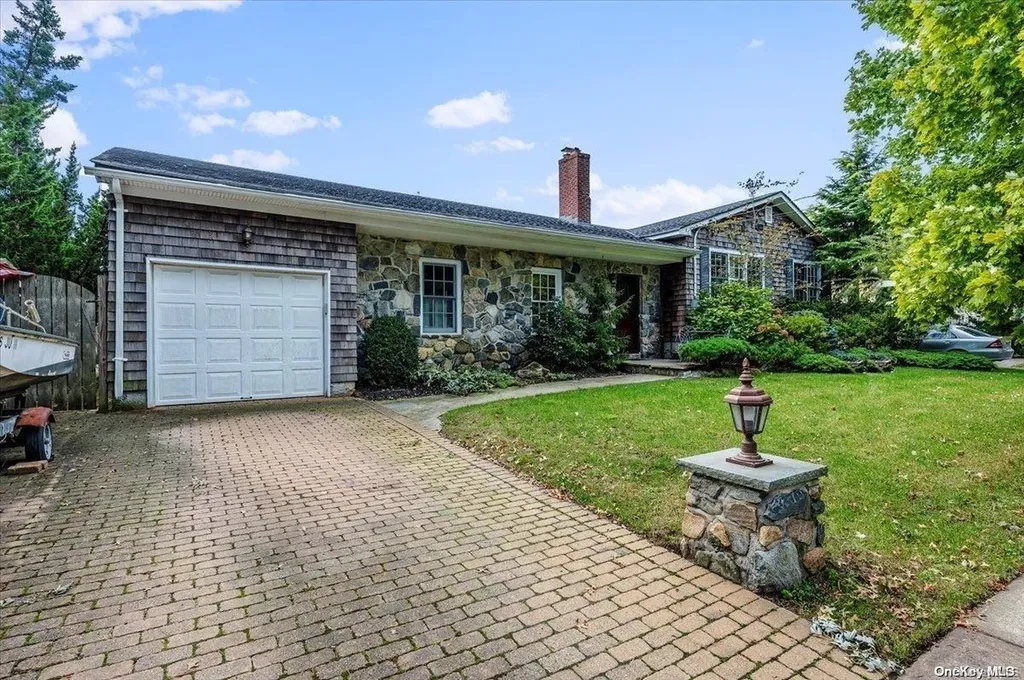 2404 Beverly Road Wantagh NY 11793