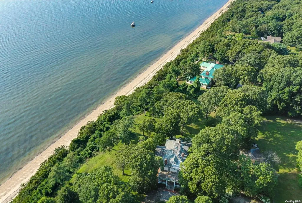 76 Mount Grey Road Setauket NY 11733