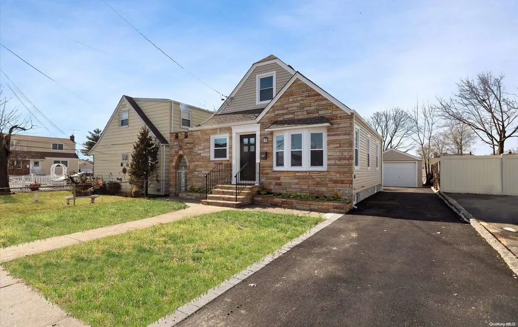 73 Covert Avenue Elmont NY 11003
