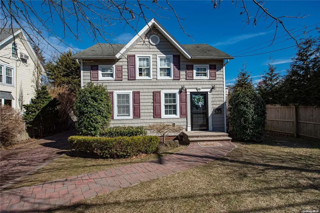 55 Monell Avenue Islip NY 11751