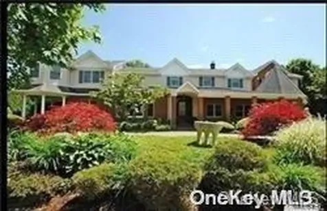 66 Dongan Boulevard Manorville NY 11949