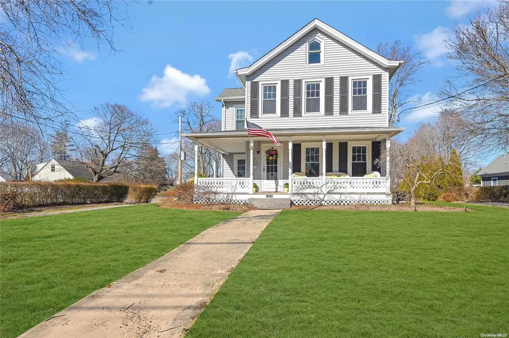 14605 Main Road Mattituck NY 11952