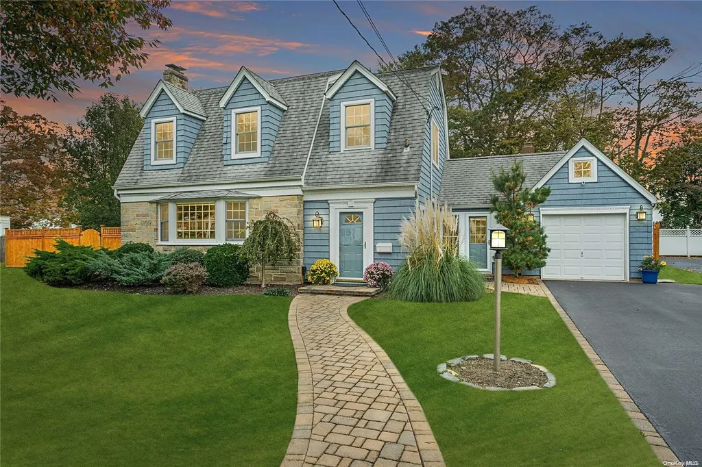 291 Maple Avenue Patchogue NY 11772