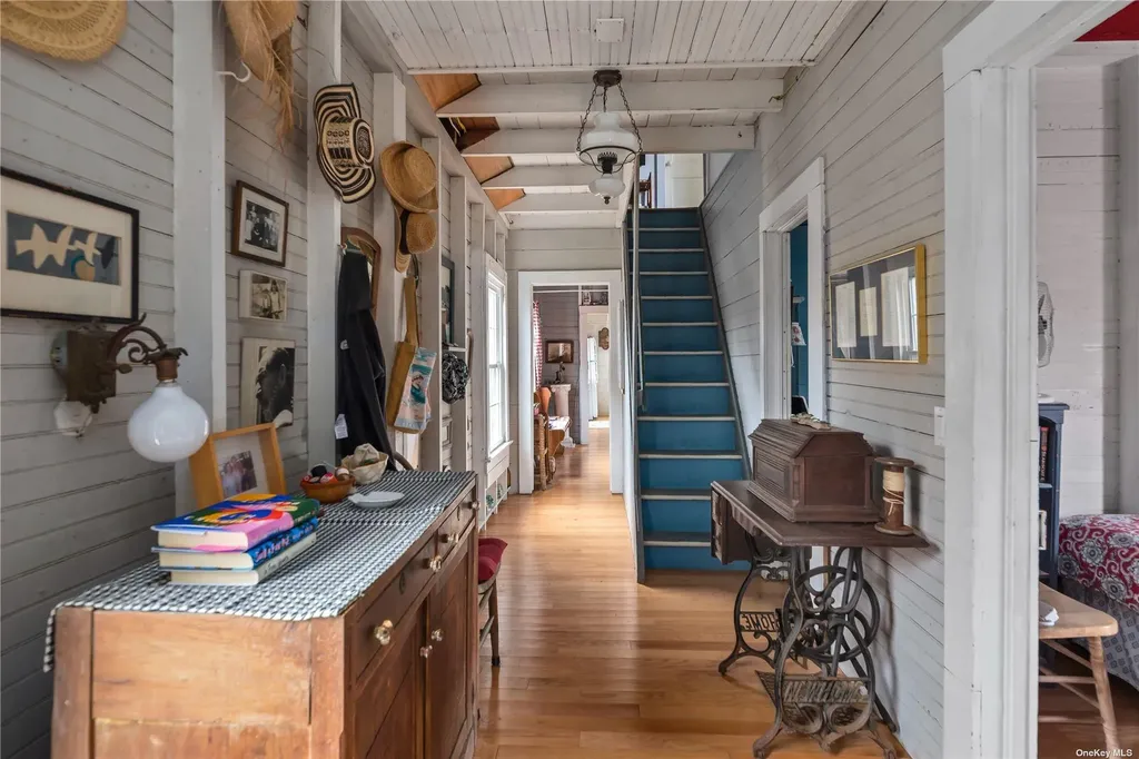 20 Ocean Road Ocean Beach NY 11770
