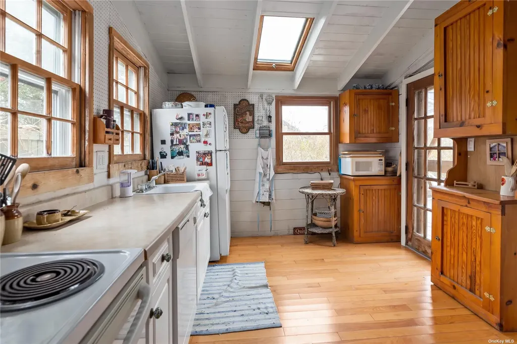 20 Ocean Road Ocean Beach NY 11770