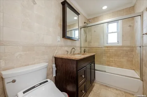 199 Throgs Neck Boulevard Bronx NY 10465