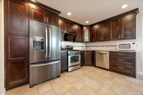 199 Throgs Neck Boulevard Bronx NY 10465
