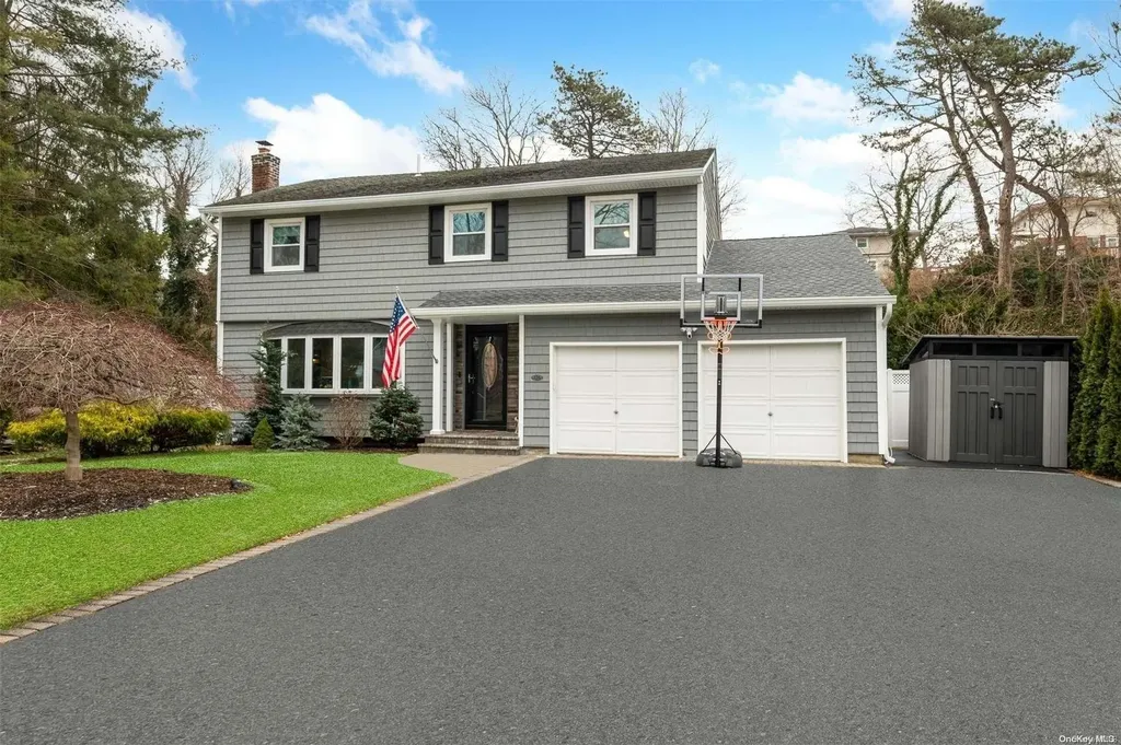 126 Cornell Drive Commack NY 11725