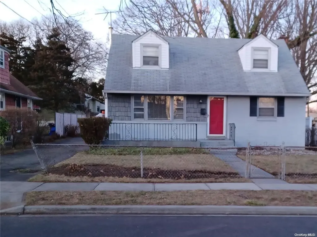 191 Mirin Avenue Roosevelt NY 11575