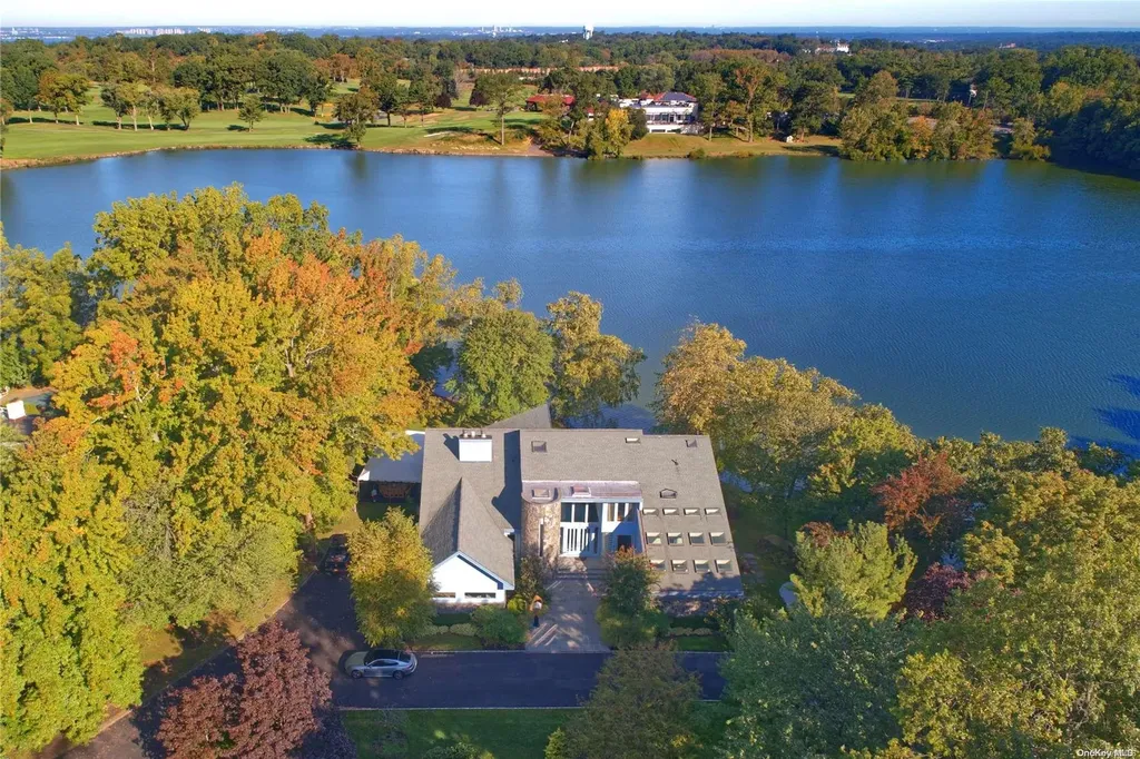 7 Lake Road Great Neck NY 11020