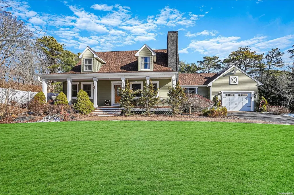 5 Pine Needle Drive Manorville NY 11949