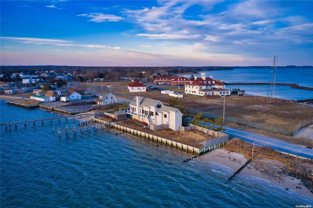 44 Lighthouse Road Hampton Bays NY 11946