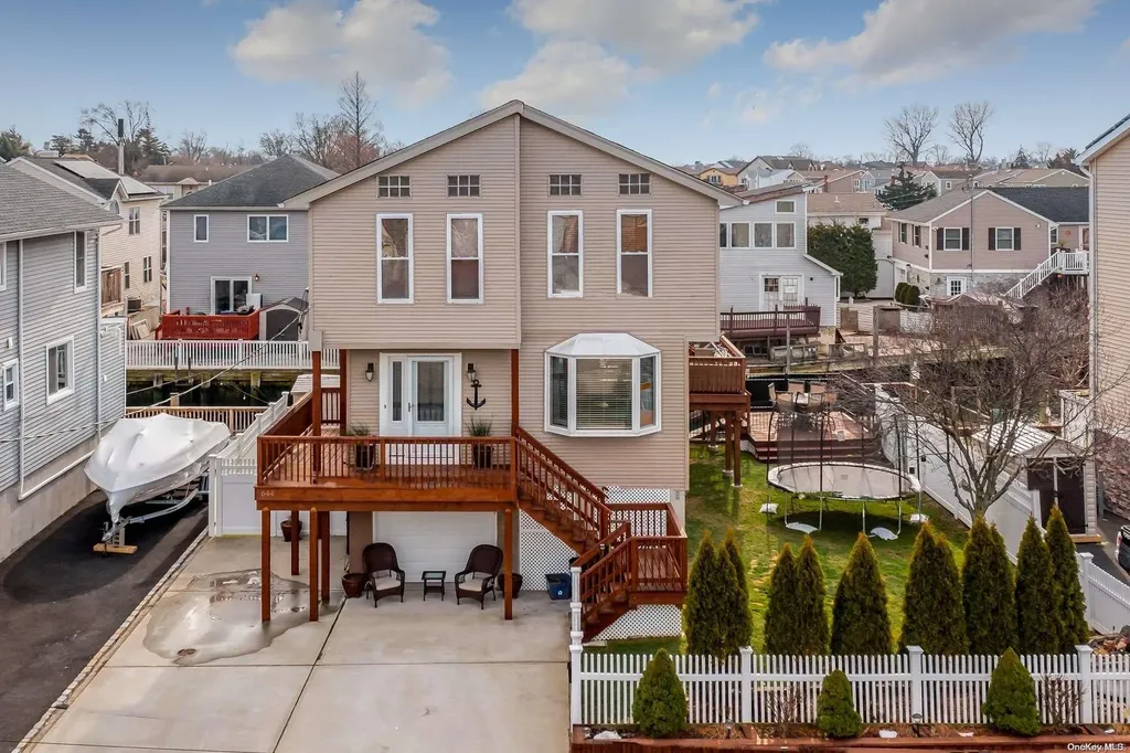 644 Arthur Street Baldwin NY 11510