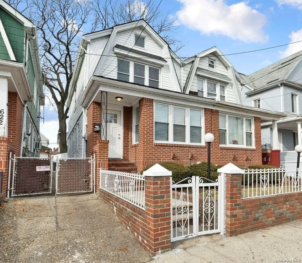 620 E 43rd Street Brooklyn NY 11203