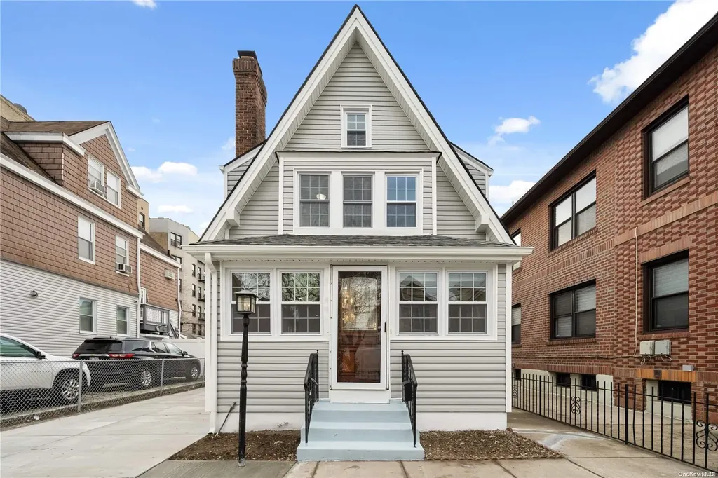 1719 Mahan Avenue Bronx NY 10461