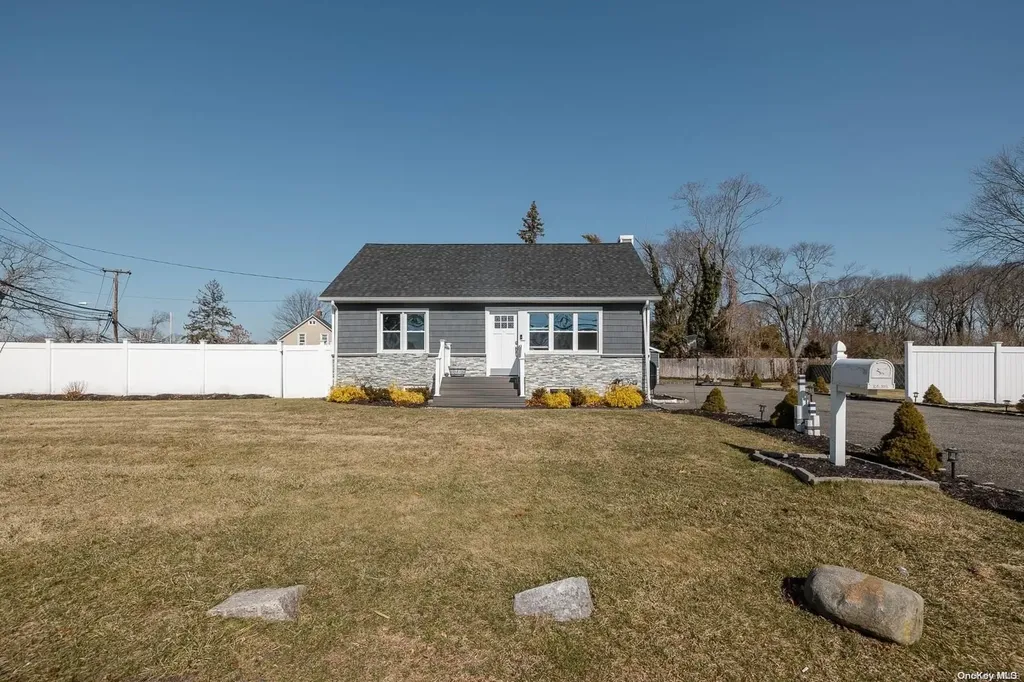 1 47th Street Islip NY 11751