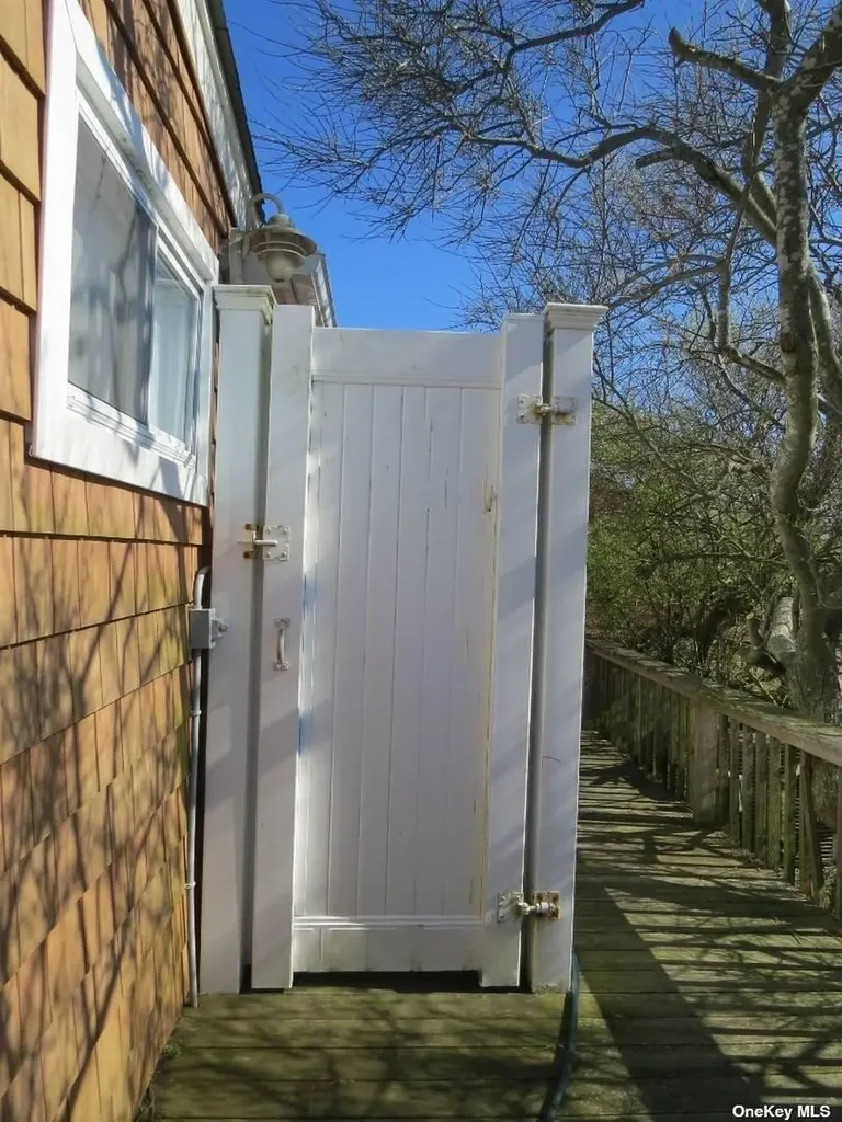 620 Dune Road Westhampton NY 11977