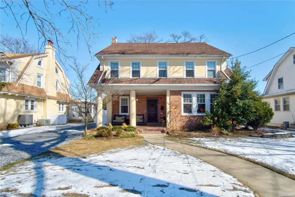 36 Lafayette Place Woodmere NY 11598