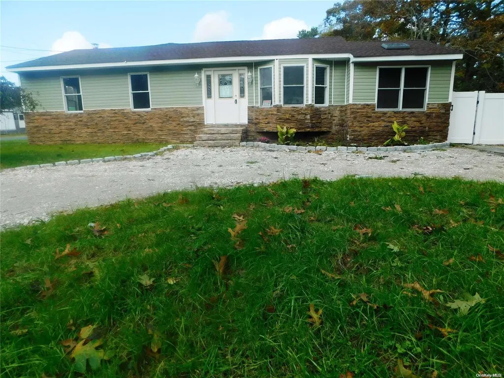 125 Pine Road Mastic Beach NY 11951
