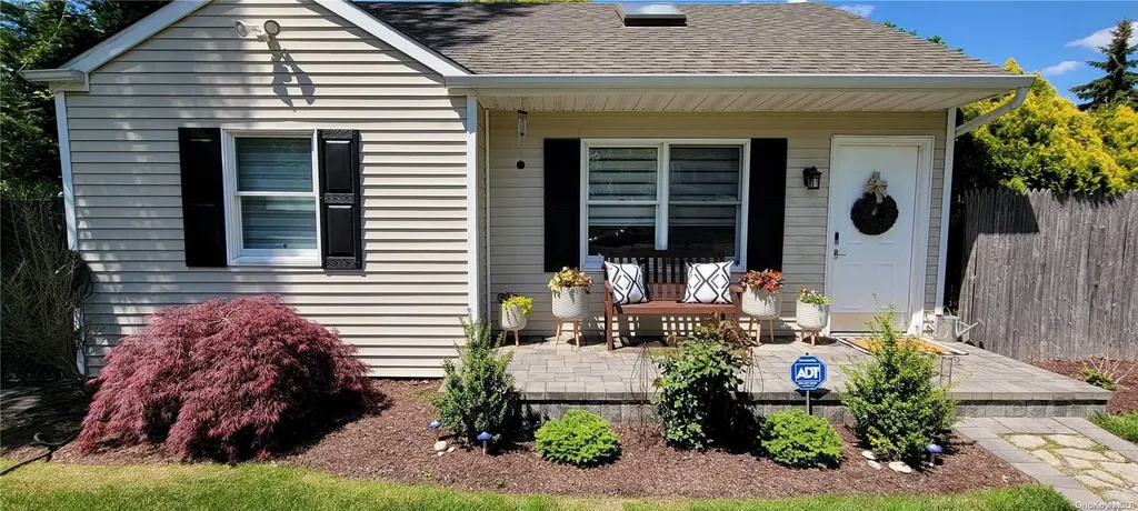 133 Shaber Road Patchogue NY 11772