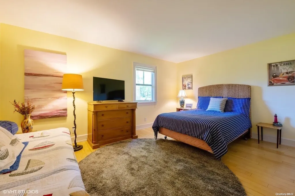 950 Blue Marlin Drive Southold NY 11971