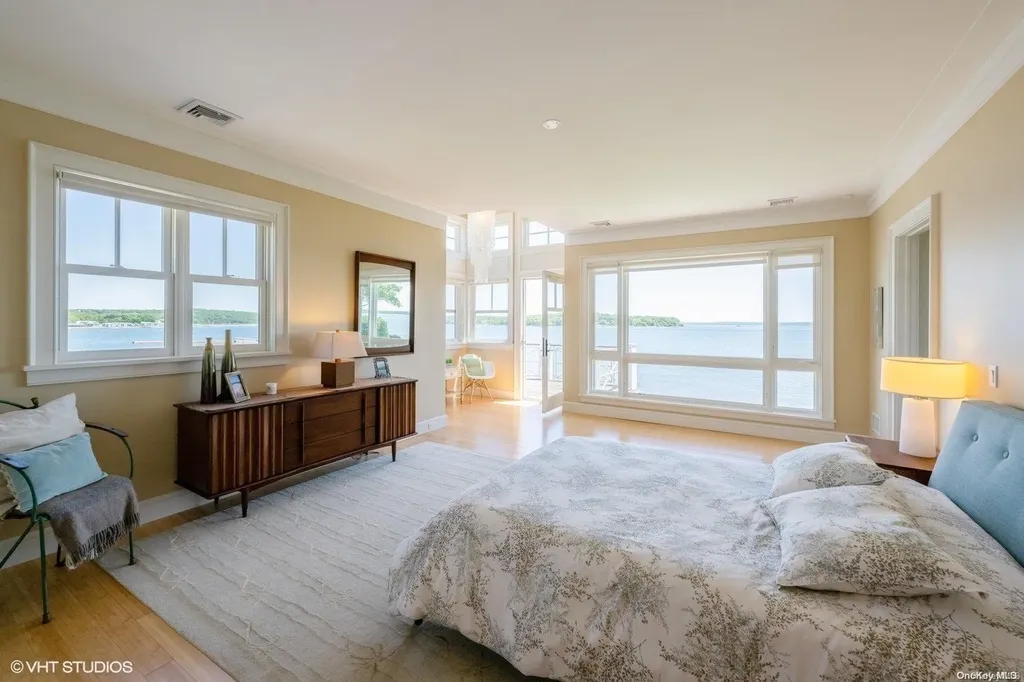 950 Blue Marlin Drive Southold NY 11971