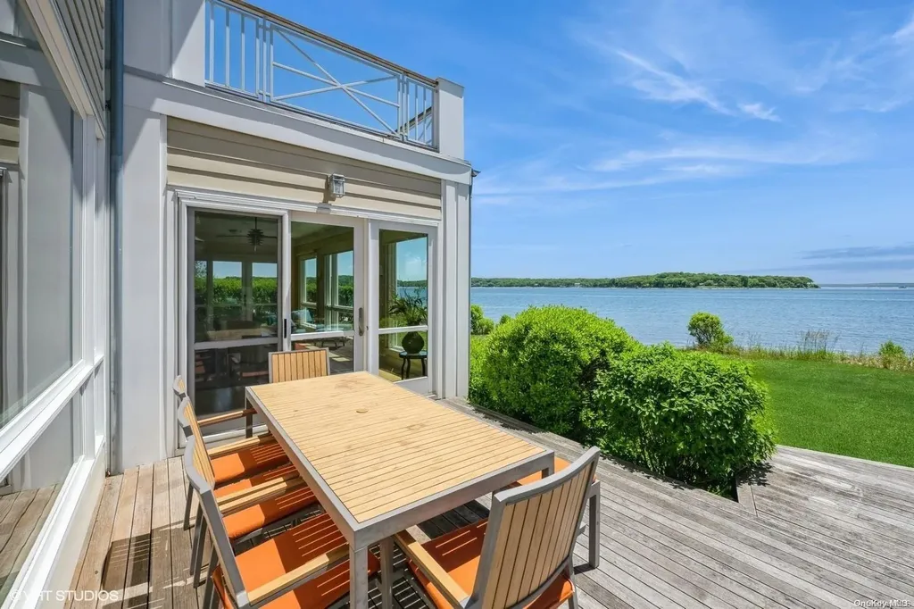950 Blue Marlin Drive Southold NY 11971