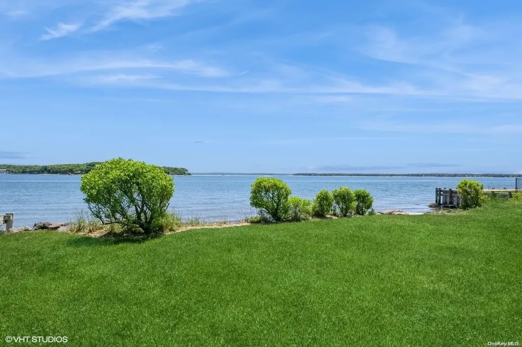 950 Blue Marlin Drive Southold NY 11971